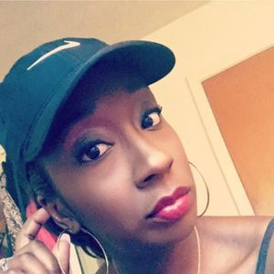 Meet your Posher, Felicia